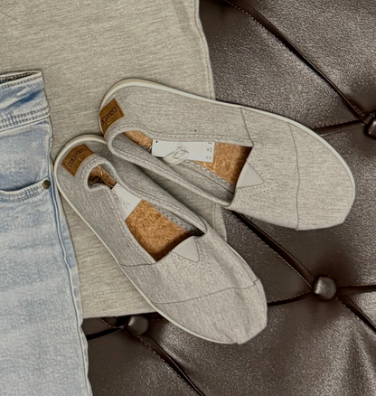 Next Grey Polo + Light Wash Denim Shorts + Grey Slip-On Shoes + Black Cap