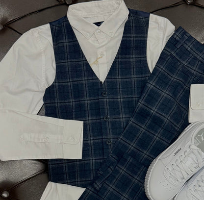 Blue Check 3-Piece Set + Puma White Sneakers
