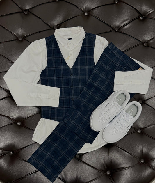 Blue Check 3-Piece Set + Puma White Sneakers