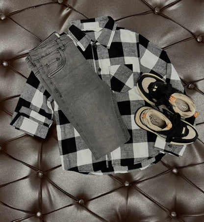 H&M Black & White Check Shirt + Grey Jeans + Black Sneakers