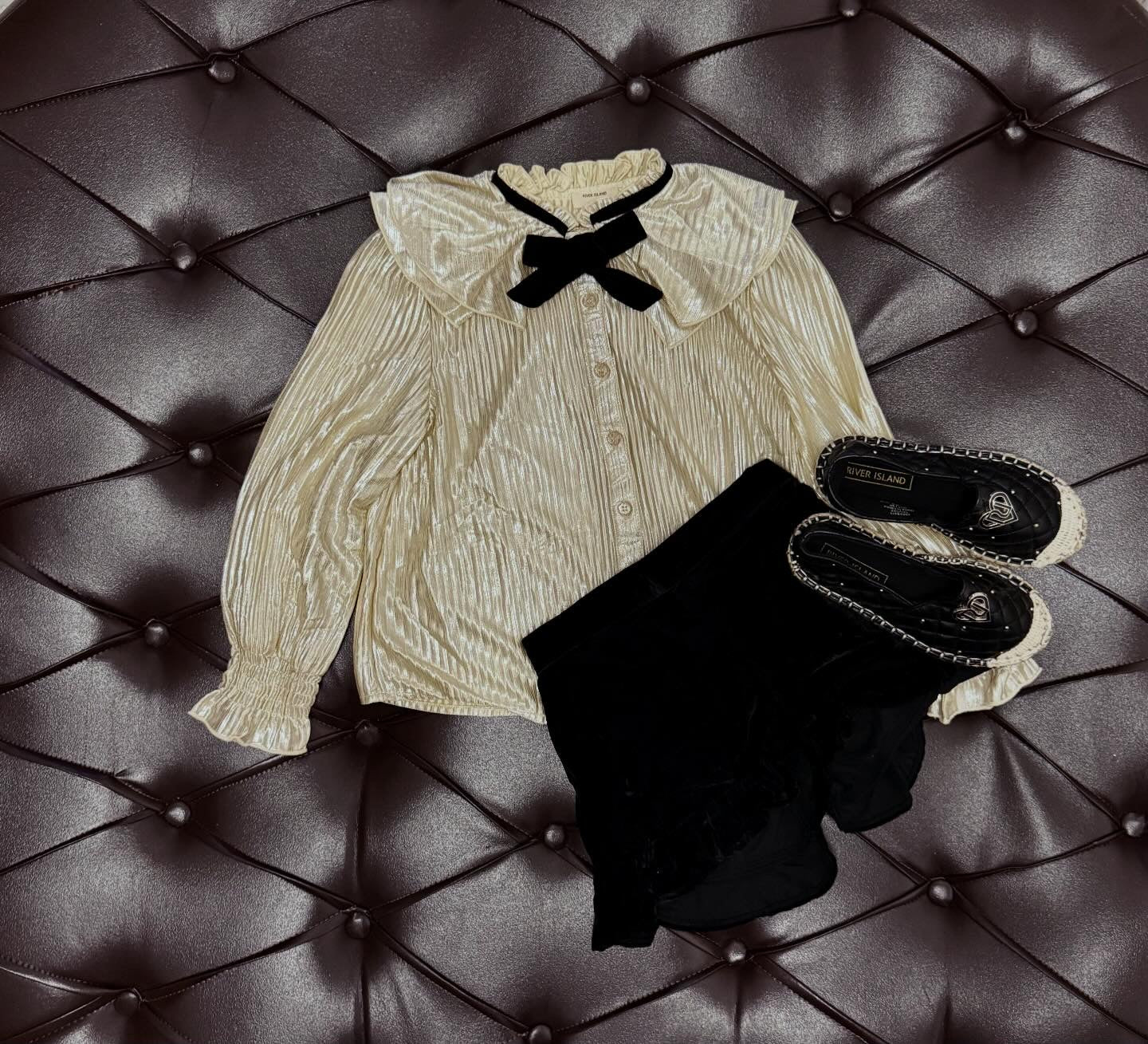 River island Velvet Bow Vintage Blouse Set (River island complete look)